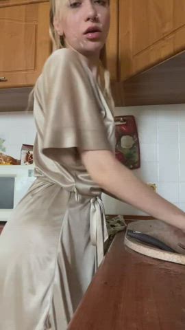 Do you want me to do the dishes only in the nude?