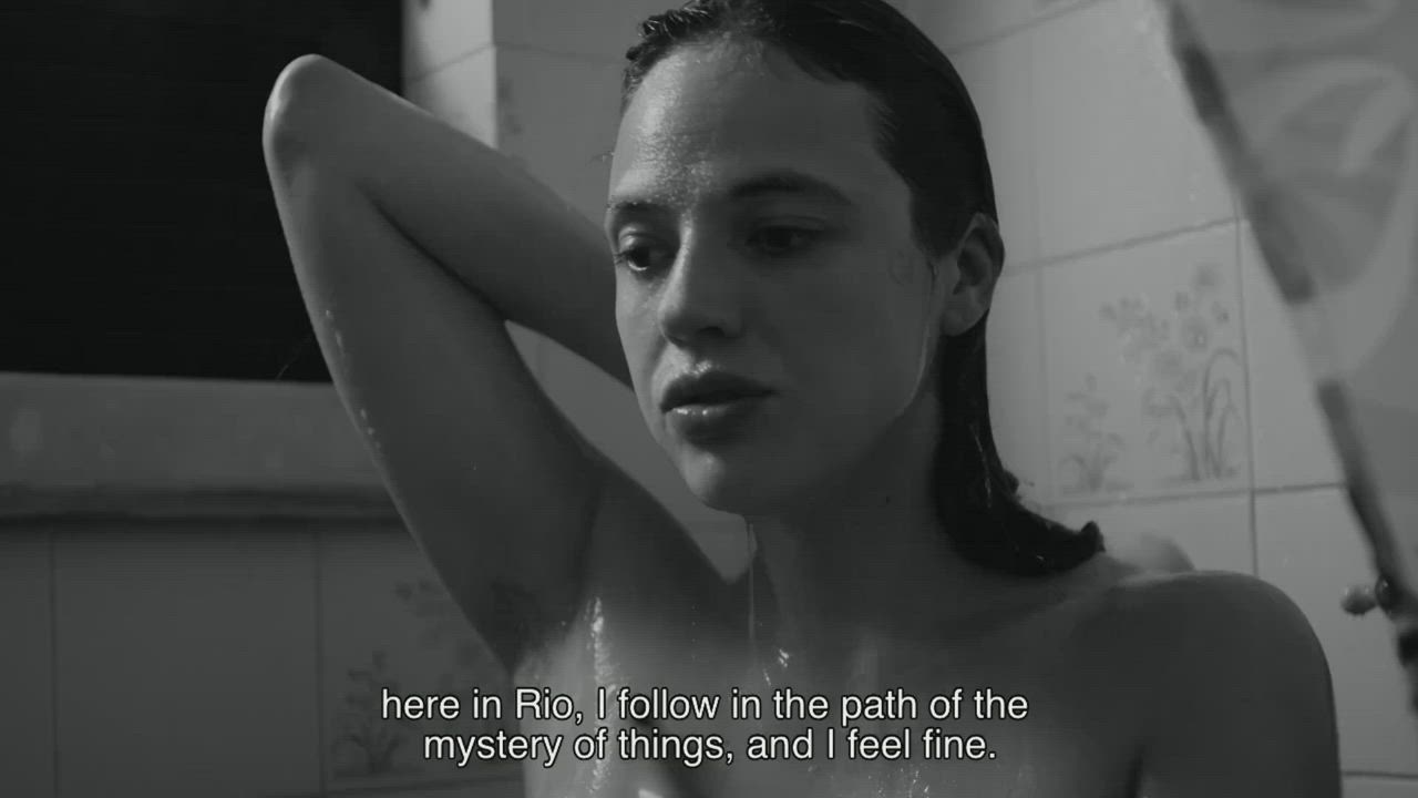 Boobs Portuguese Shower clip