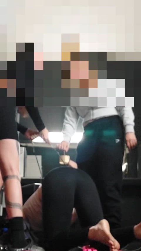 4 girl wedgie