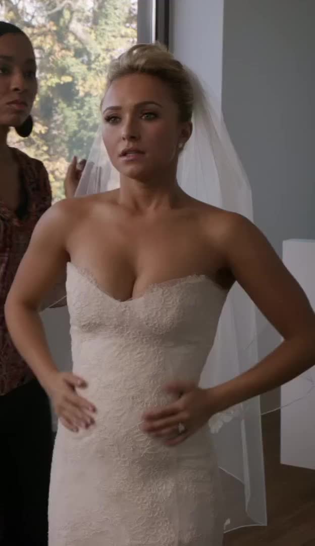 Hayden Panettiere clip