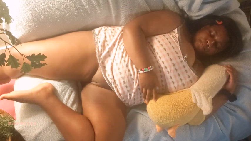 amateur big tits cute ebony feet innocent sleeping soles tight pussy r/ddlg clip