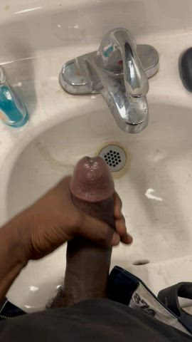 amateur bbc cock cumshot jerk off masturbating public solo r/holdthemoan clip