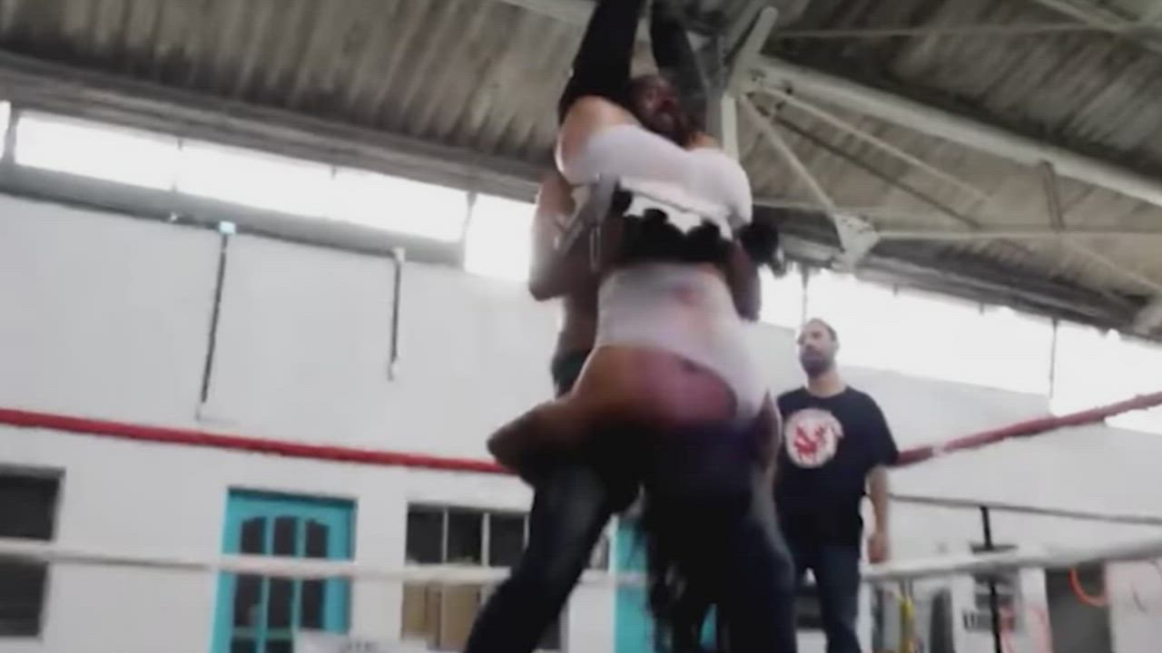 Body Women Wrestling clip