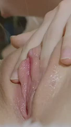 cunnilingus lesbian oral pussy eating tongue fetish clip