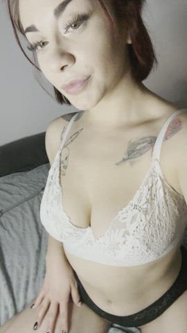 18 years old boobs busty erotic huge tits onlyfans squeezing teasing teen clip