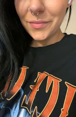Some titties for your Tuesday