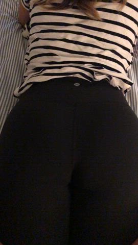 amateur asian ass big ass filipina leggings spandex teen thick r/asiansgonewild clip