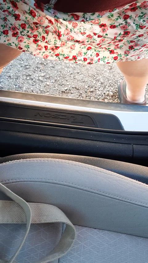milf pee peeing piss pissing piss-sluts clip