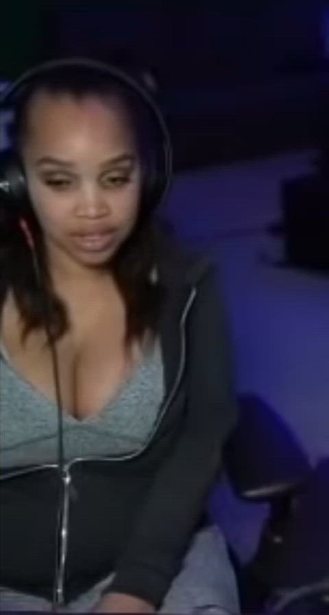 big tits black ebony huge tits natural tits thick tits clip