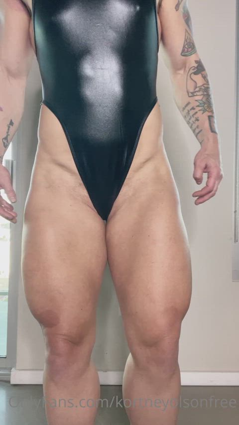 muscles muscular girl muscular milf clip