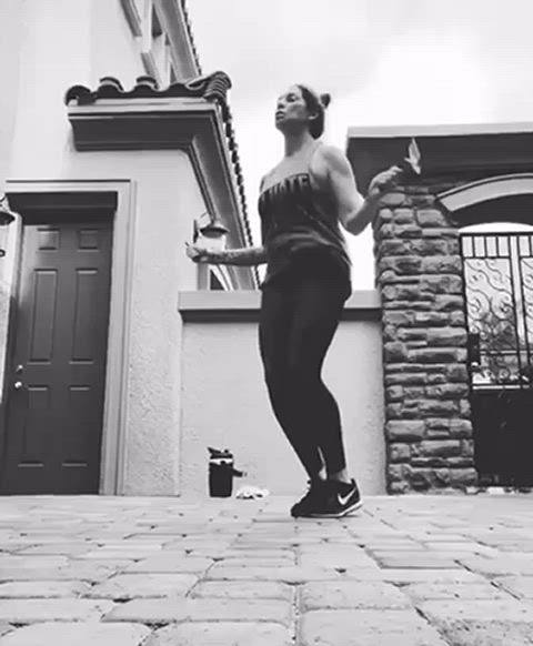 alt alternative big tits boobs bouncing tits celebrity fit fitness tits workout clip