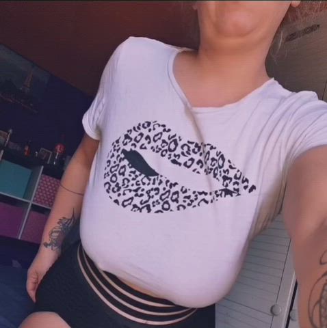 big tits milf saggy tits clip