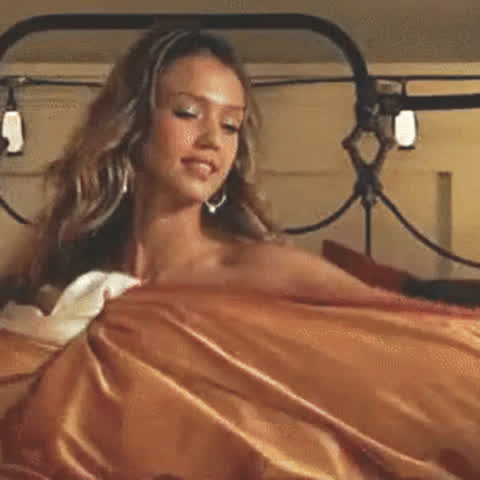 Brown Eyes Hispanic Jessica Alba Smile clip