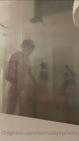 Petite Sex Shower