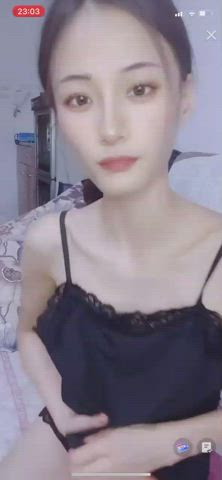 Downblouse Erect Nipples Small Tits clip