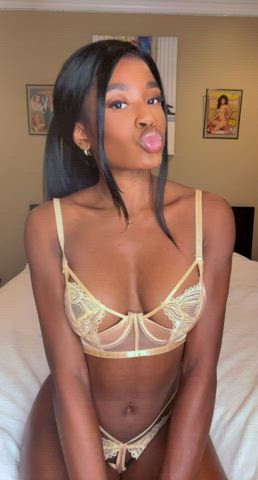 boobs ebony nicole kitt tease clip