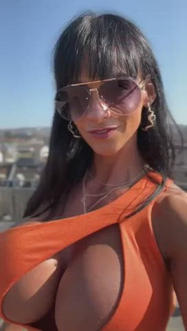Fitness Muscular Girl Muscular Milf clip