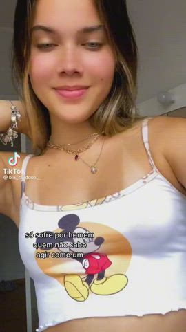 dancing teen tiktok clip