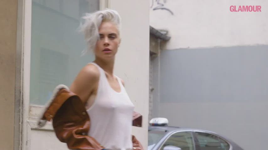 Boobs Cara Delevingne Pokies clip