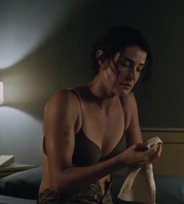 Celebrity clip