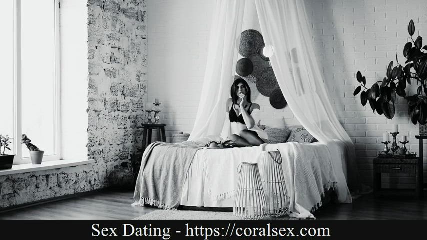 Camgirl Erotic Hispanic Huge Tits Lesbians Lipstick Fetish Pretty Vixen Women clip