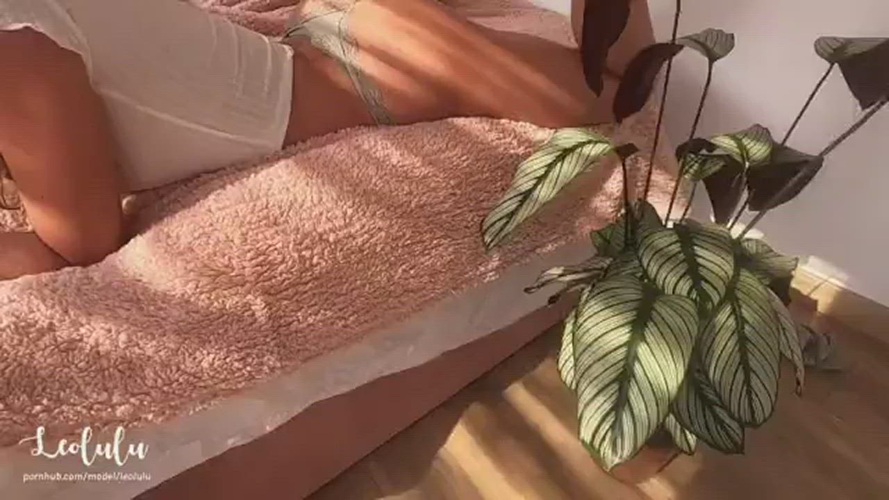 Masturbating Oral Outdoor clip