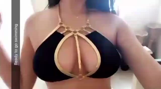 Jailyne Black and Gold
