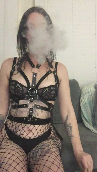 I’m a naughty lil spun slut ;)