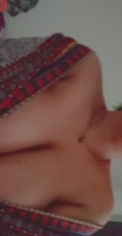 Boobs Bouncing Tits Cleavage clip