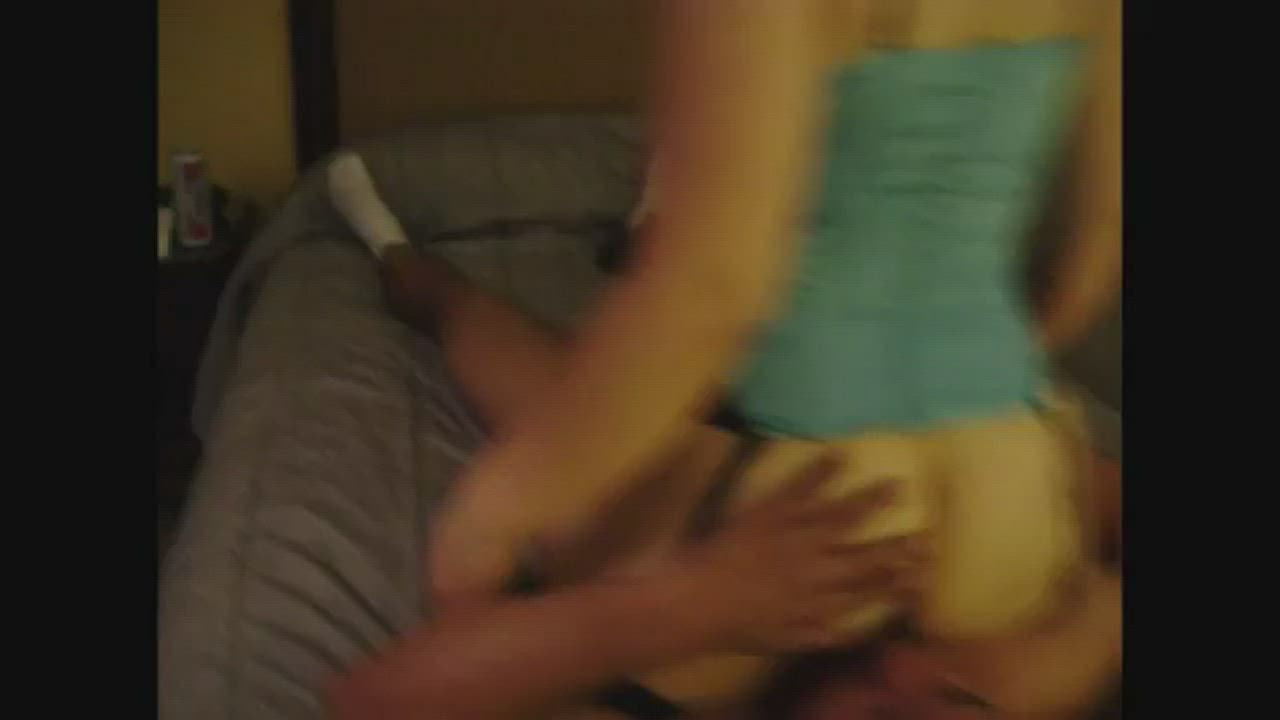 Cuckold Facesitting Wife clip