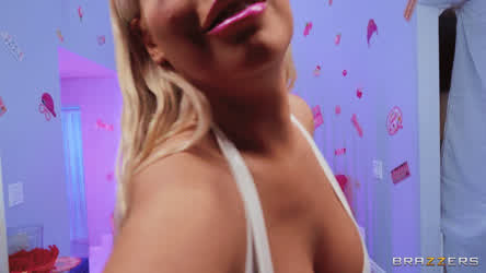 The Sweetest Pussy Bridgette B & Jamie Knoxx Brazzers Exxtra