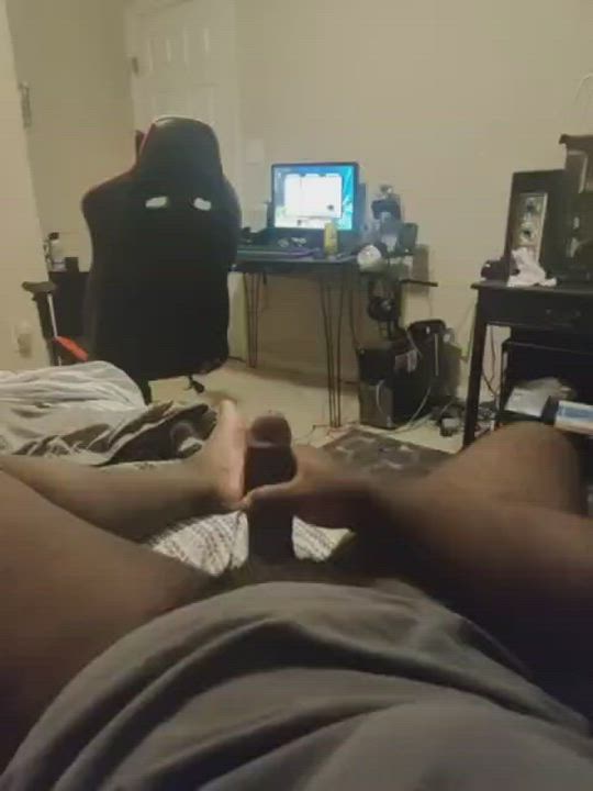 β¬οΈ if you like this 22 yo dick