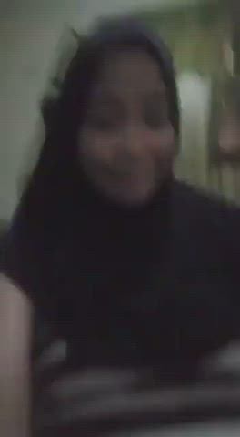 Hijab Malaysian Masturbating clip