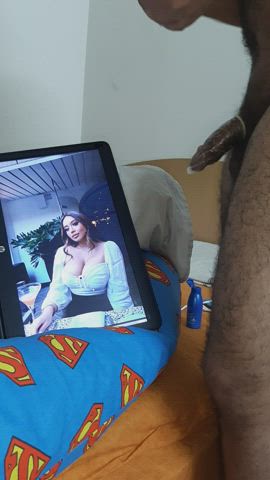 huge cumshot for an Insta Slut π¦π€