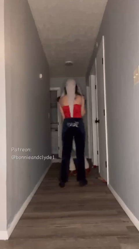Tricked into a centaur wedgie ๐ฅต๐๐ปโโ๏ธ
