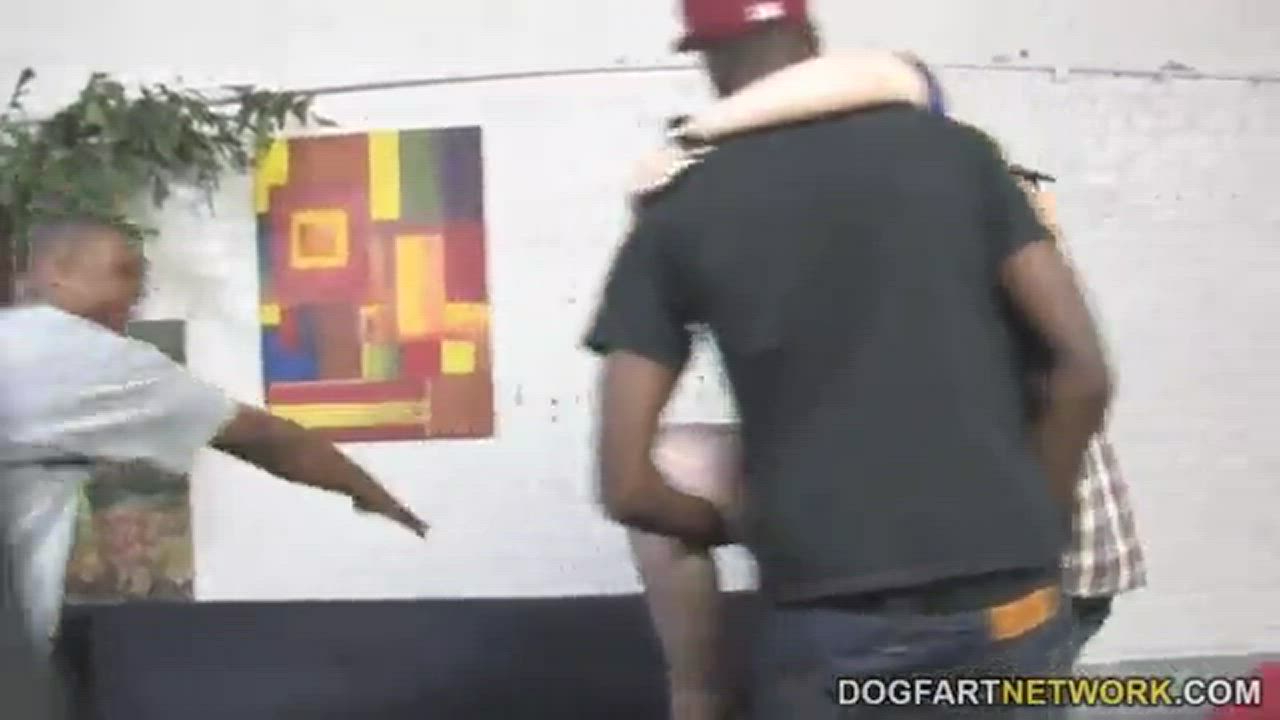 Amateur BBC Gangbang clip