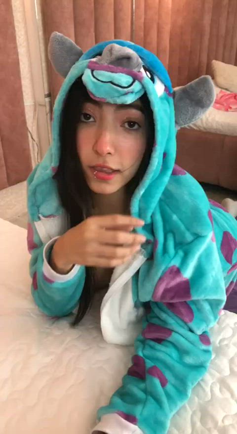 camsoda cum natural tits petittits petite squirt squirting clip