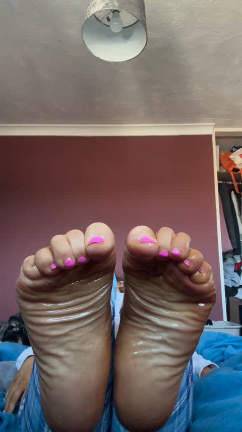 cum on feet feet feet fetish feet licking feet sucking clip