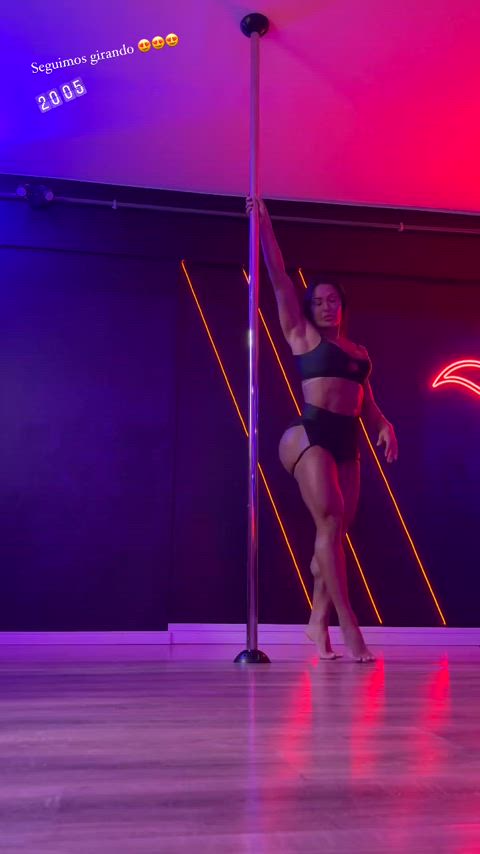 ass big ass big tits brazilian celebrity dancing muscular girl pole dance clip