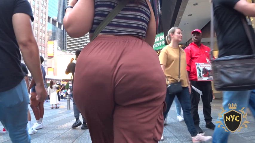 ass big ass candid cute teen voyeur thick-booty clip