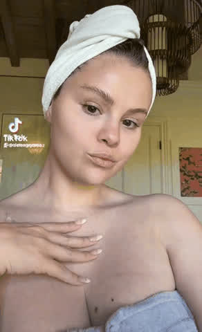 celebrity selena gomez tiktok clip
