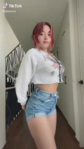 Dancing Teen TikTok clip