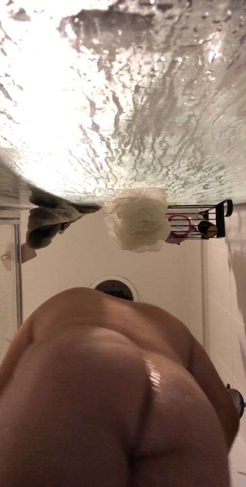 lemme shake it on u