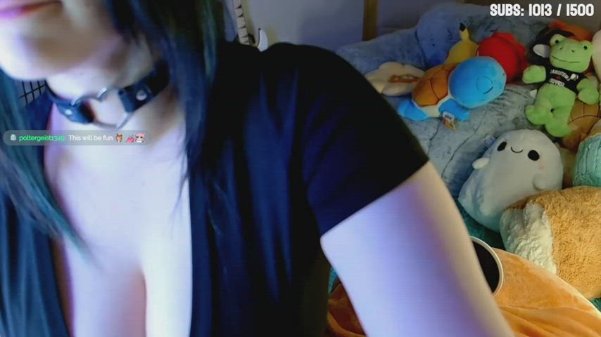 big tits huge tits natural tits clip