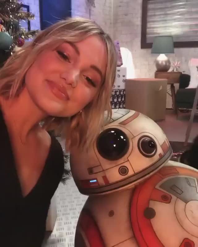 Olivia Holt clip