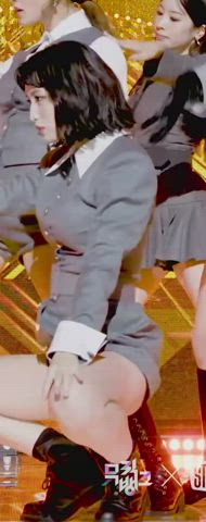 celebrity korean upskirt clip