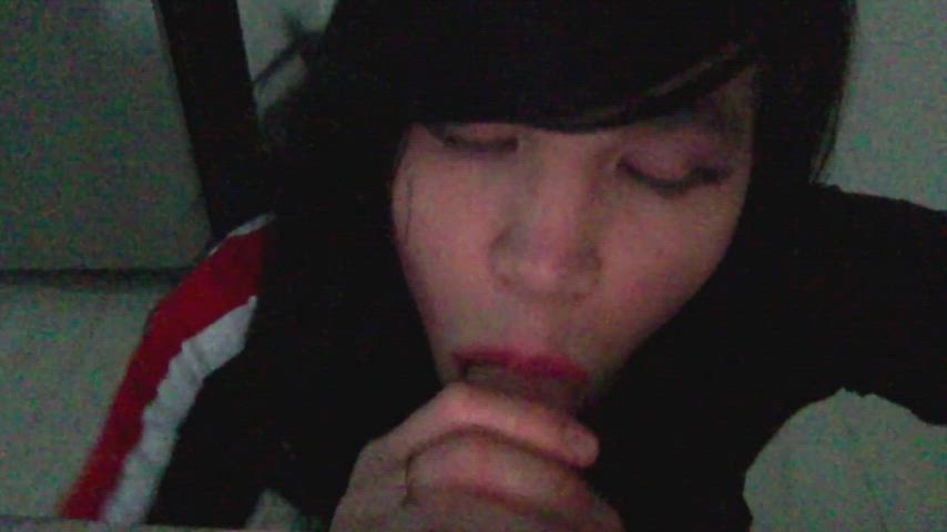 amateur asian blowjob brunette dildo lips lipstick sucking clip