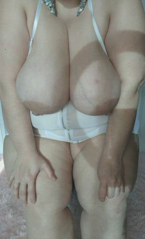 So jiggly and fuckable ??