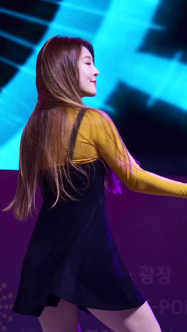 NeonPunch - Baekah 191020