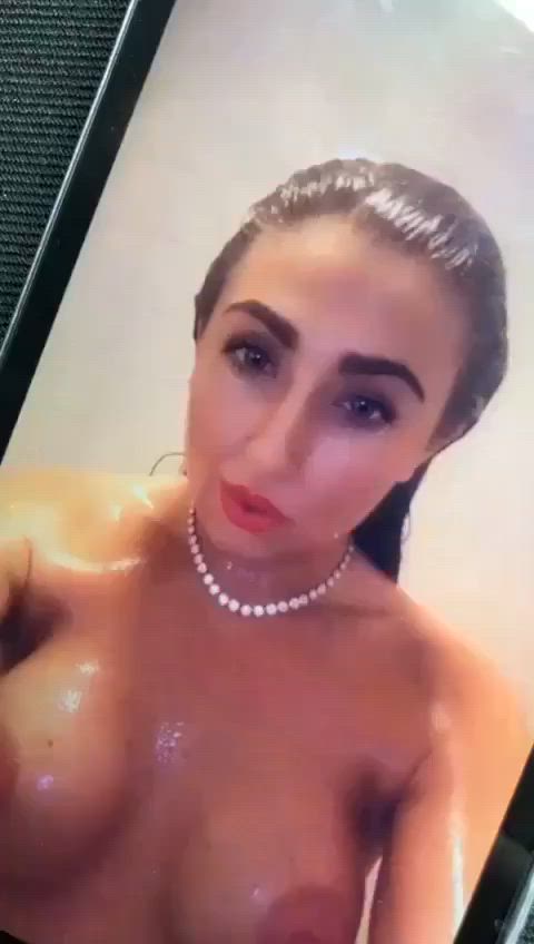 amateur boobs gypsy clip